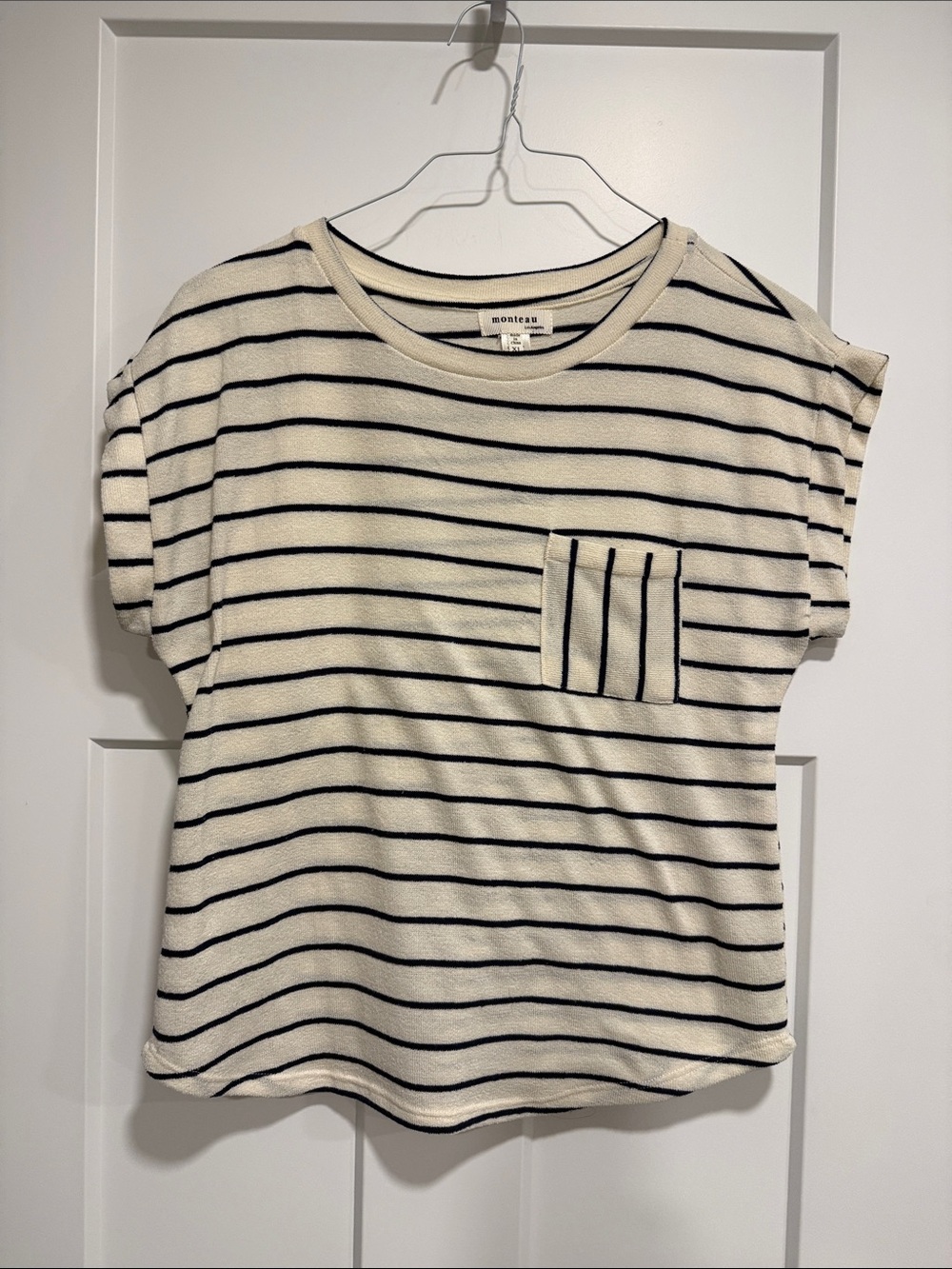 Monteau Los Angeles XL Striped Knit Top – Cream & Navy – Pocket